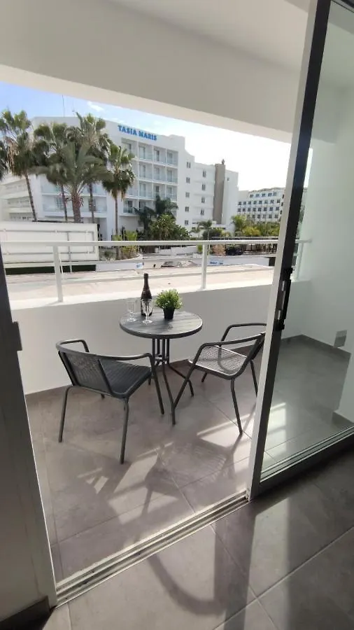 Nissi Avenue Studio Ayia Napa 0*,